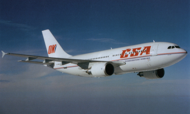 Vue d'un A310-300 (photo : The Colour Encyclopedia of Incredible Aeroplanes - Philip Jarrett)