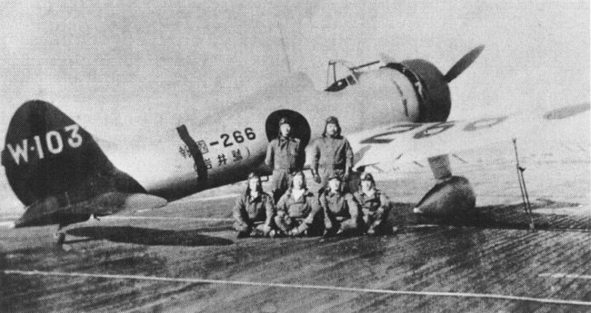 Vue d'un A5M4 embarqué (photo : Fighters of the 20th Century - Aerospace Publishing)