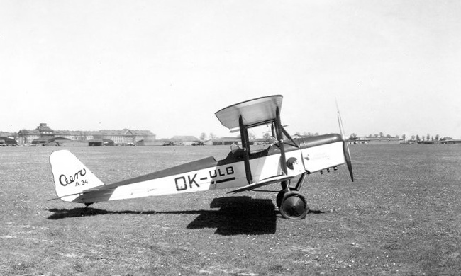 Vue d'un Aero A.34J