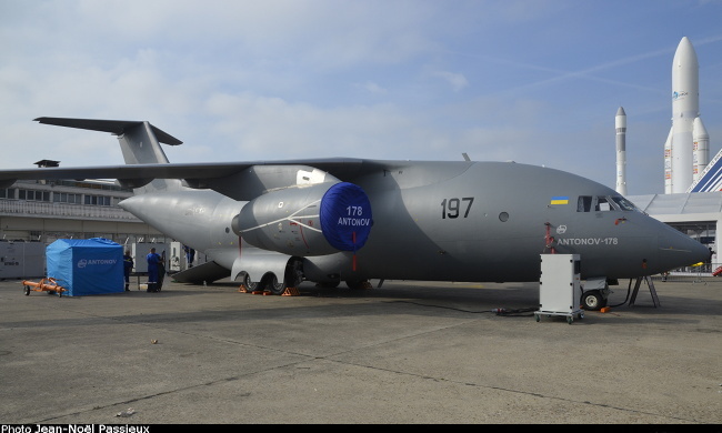 Vue d'un An-178 (photo : JN Passieux, Salon du Bourget 2015)