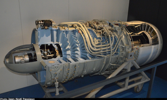 Vue d'un réacteur SNECMA Atar 101 E-2 (photo : JN Passieux - Musée de l'Air et de l'Espace du Bourget)