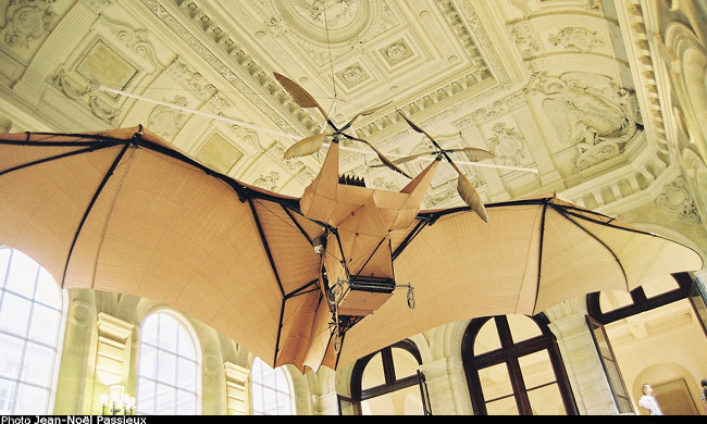 Vue du monoplan Clément Ader Avion III (photo : JN Passieux - Musée des Arts et Métiers, juin 2014)