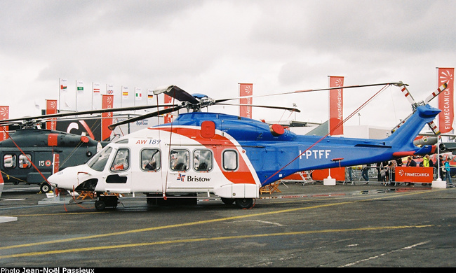 Vue d'un AW189 (photo : JN Passieux, Salon du Bourget 2013)