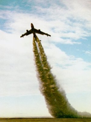 Décollage avec les fusées d'appoint RATO (Rocket-Assisted Take Off)