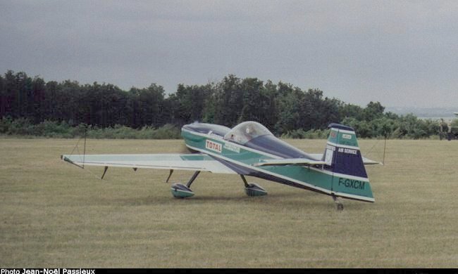 Vue d'un CAP 232 SX (photo : JN Passieux, meeting de la Ferté-Alais 2001)