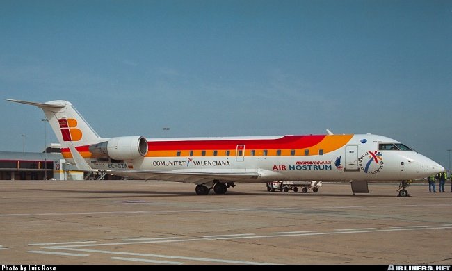 Vue d'un CRJ-200ER (photo : Luis Rosa)