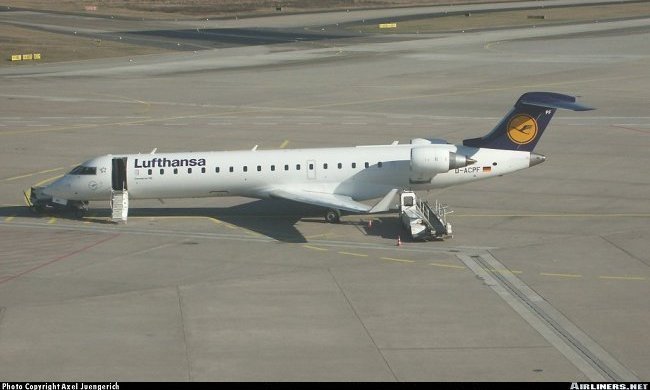 Vue du CRJ-700 (photo : Axel Juengerich)