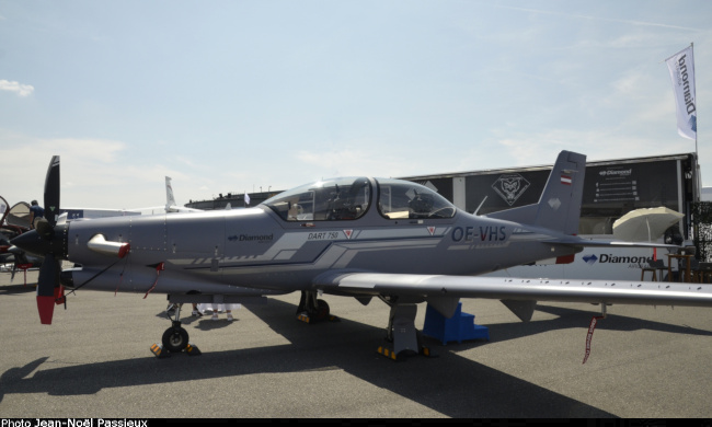 Vue d'un Diamond DART 750 (photo : JN Passieux, Salon du Bourget 2023)