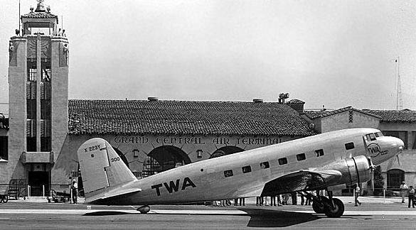 Vue d'un DC-1 de la compagnie TWA