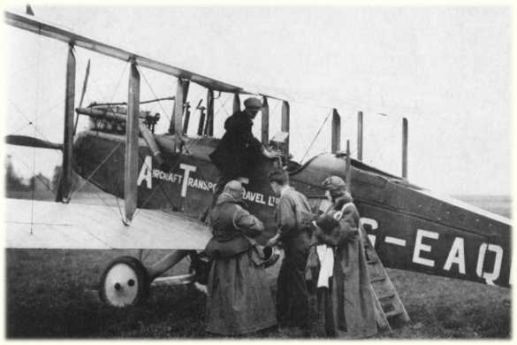 Vue d'un D.H.9 de Air Transport and Travel Ltd. (photo : Pictorial History of BOAC and Imperial Airways Kenneth Munson - KLM)