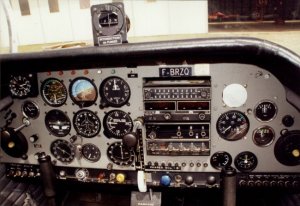 Vue du tableau de bord du F-BRZQ