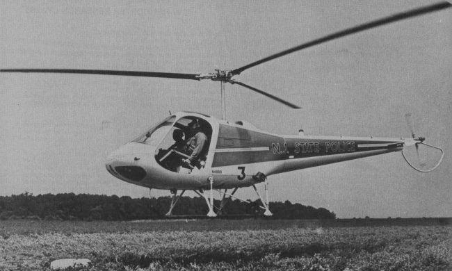 Vue d'un Enstrom F-28A (photo : Jane's pocket book 20 Helicopters Michael J.H.Taylor)