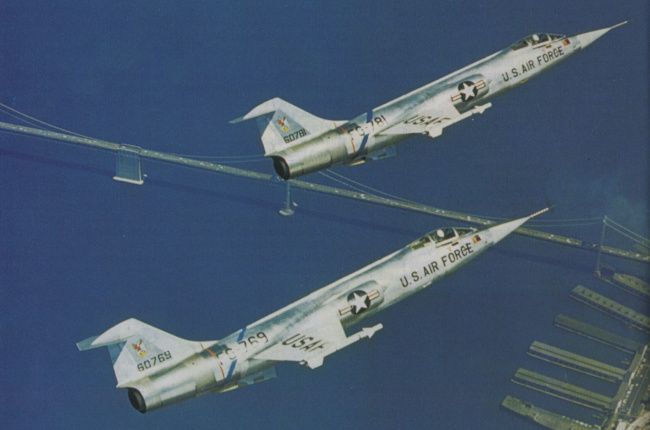 Vue de chasseurs F-104A