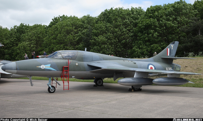 Vue d'un Hunter T. 7 (photo : Mick Bajcar)