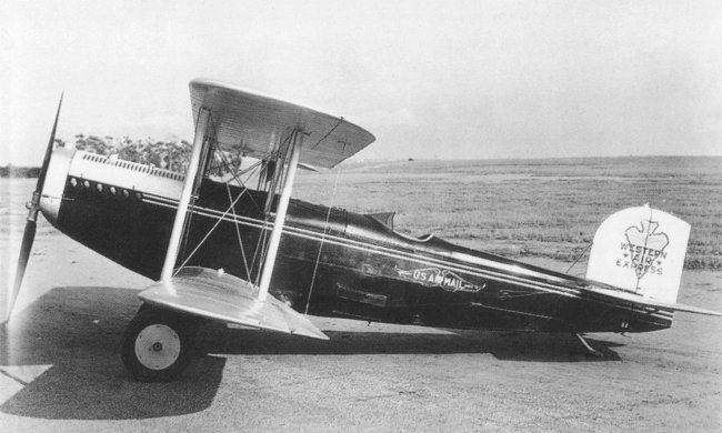 Vue d'un M-2 de la compagnie Western Air Express (photo : At the Controls - E. Long, M. Avino, T. Alison, D. Bell)