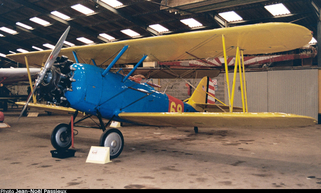 Vue d'un Naval Aircraft Factory N3N-3 (photo : JN Passieux, musée JB Salis, La Ferté-Alais)