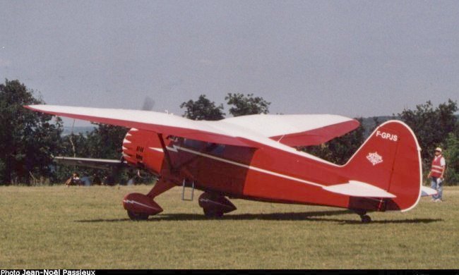 Vue d'un Stinson Reliant SR-10C (photo : JN Passieux, meeting de la Ferté-Alais 2003)