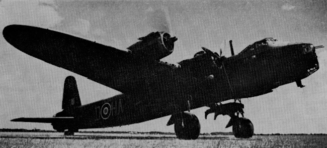 Vue d'un Stirling I (photo : Aircraft of the Royal Air Force 1918-57 - Owen Thetford)