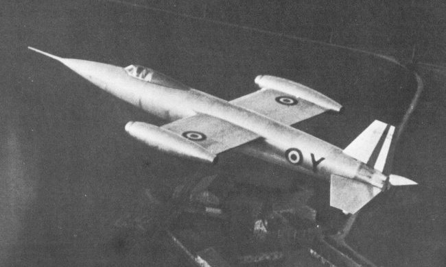 Vue du SO-9000 Trident original équipé de réacteurs Marboré (photo : Jane's pocket book 12 Research and experimental aircraft - Michael J.H. Taylor)