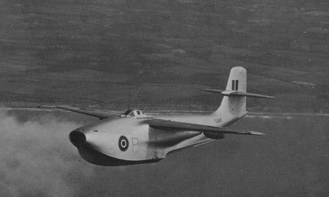 Vue du premier prototype du SR.A/1 (photo : Jane's pocket book 12 Research and experimental aircraft - Michael J.H. Taylor)