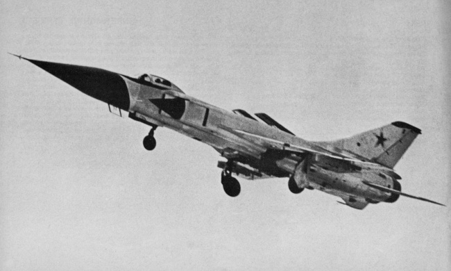 Vue d'un Sukhoi Su-15VD (photo : Jane's pocket book 12 Research and experimental aircraft - Michael J.H. Taylor)