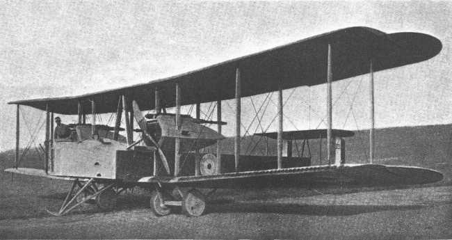 Vue d'un bombardier Vickers Vimy (photo : Jane's fighting aircraft of World War I John W.R. Taylor)