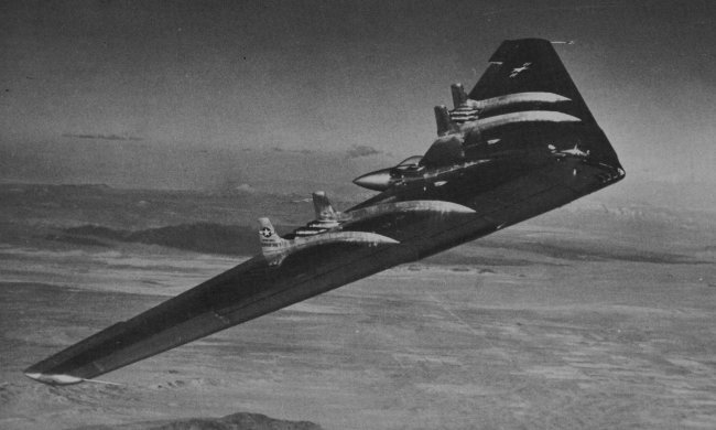 Vue du YB-49, version à réacteurs du XB-35 (photo : Jane's pocket book 12 Research and experimental aircraft - Michael J.H. Taylor)